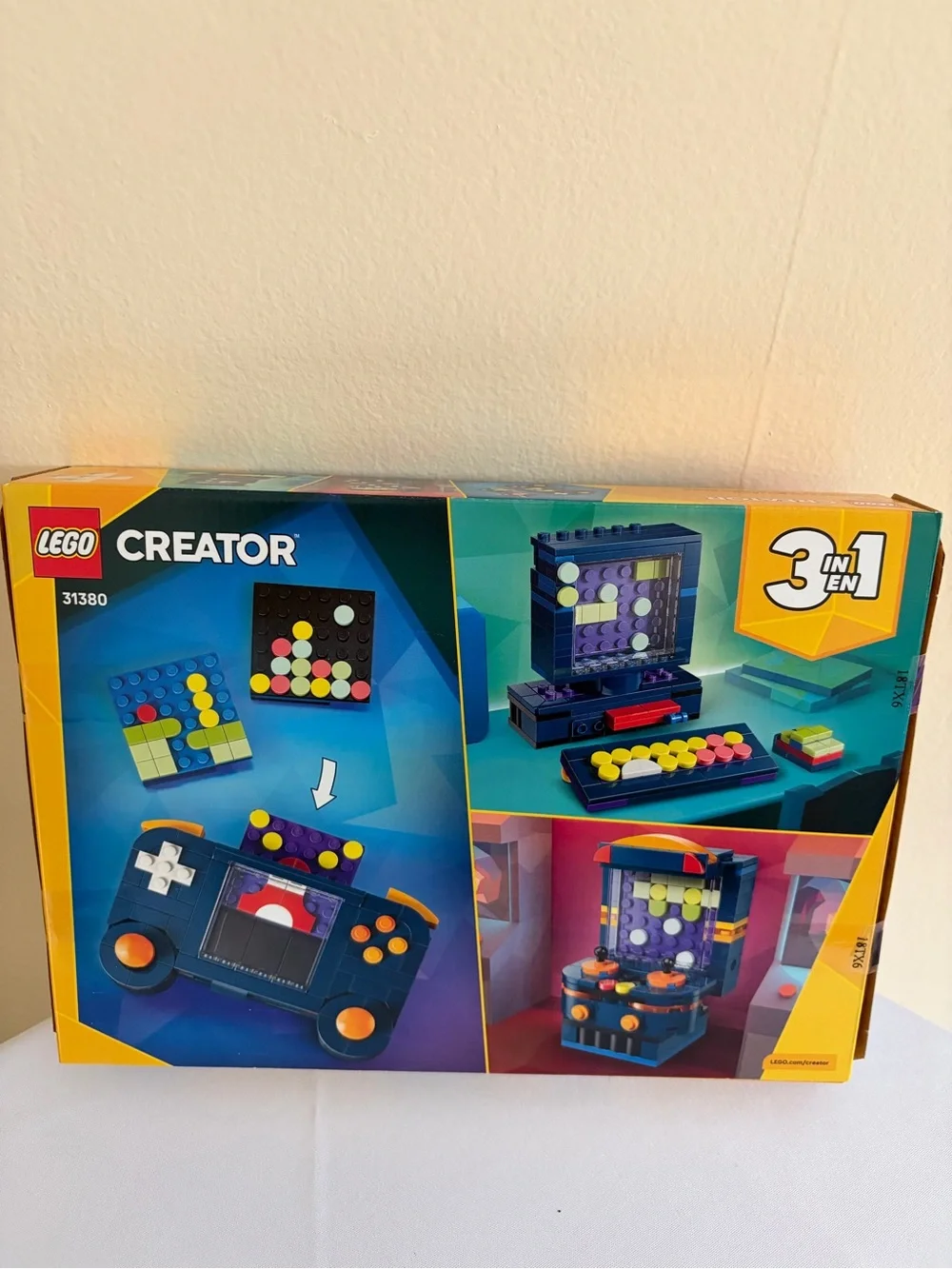 LEGO Creator Retro Gaming Console Set - Blue & Orange